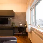 Apartment Spacious Penthouse With Terrace And City-view