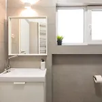 Spacious Penthouse With Terrace And City-view *