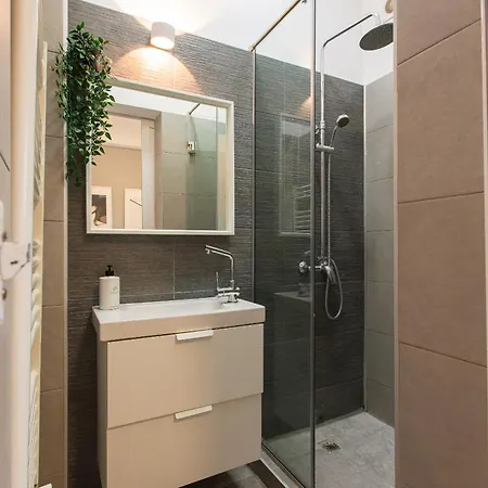 Spacious Penthouse With Terrace And City-view アパート *