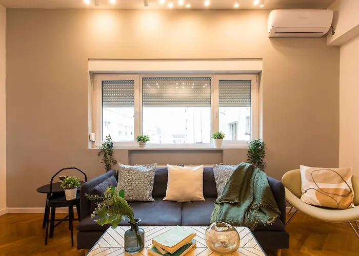 아파트 Spacious Penthouse With Terrace And City-view