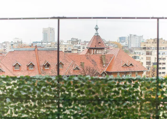 Spacious Penthouse With Terrace And City-view * 부쿠레슈티