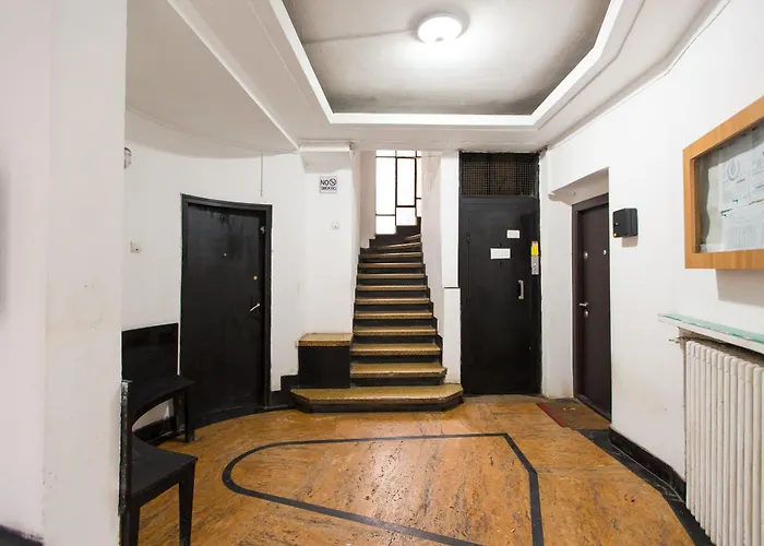 아파트 Spacious Penthouse With Terrace And City-view