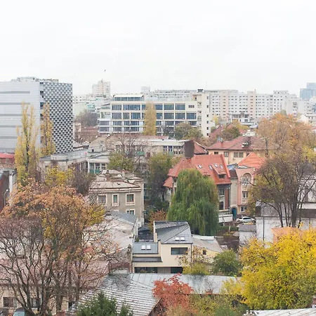 Apartment Spacious Penthouse With Terrace And City-view *