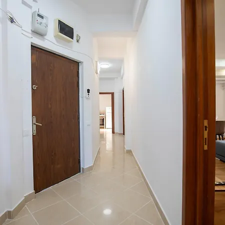 Spacious Penthouse With Terrace And City-view * Bucarest