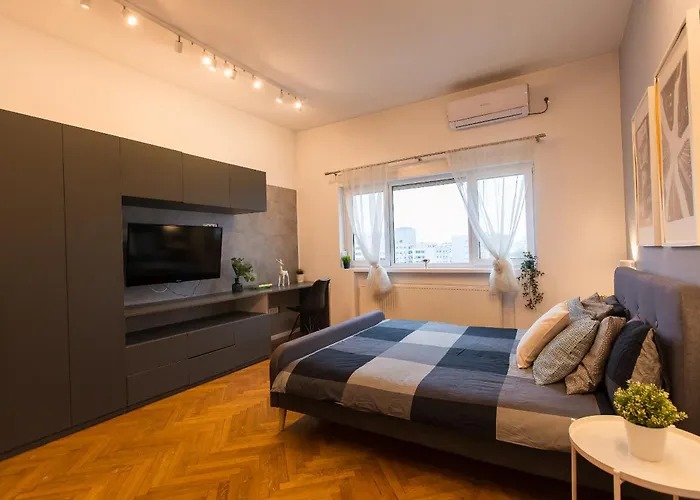 Appartamento Spacious Penthouse With Terrace And City-view Bucarest
