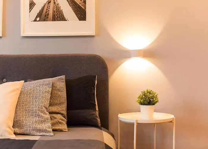 Spacious Penthouse With Terrace And City-view *