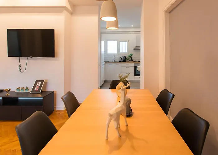 Apartamento Spacious Penthouse With Terrace And City-view Bucareste