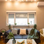 Apartment Spacious Penthouse With Terrace And City-view