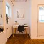 Spacious Penthouse With Terrace And City-view * Bukarest