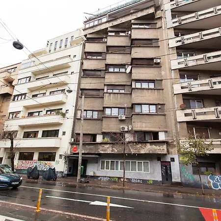 Spacious Penthouse With Terrace And City-view Apartman