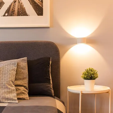 Spacious Penthouse With Terrace And City-view *